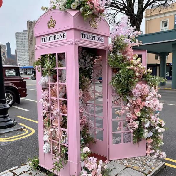 Pink London telephone booth